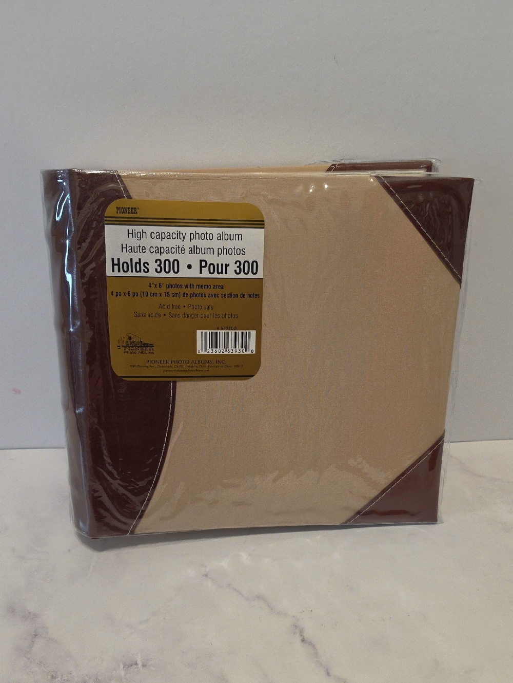 Pioneer Brown and Tab Photo Album Brand New